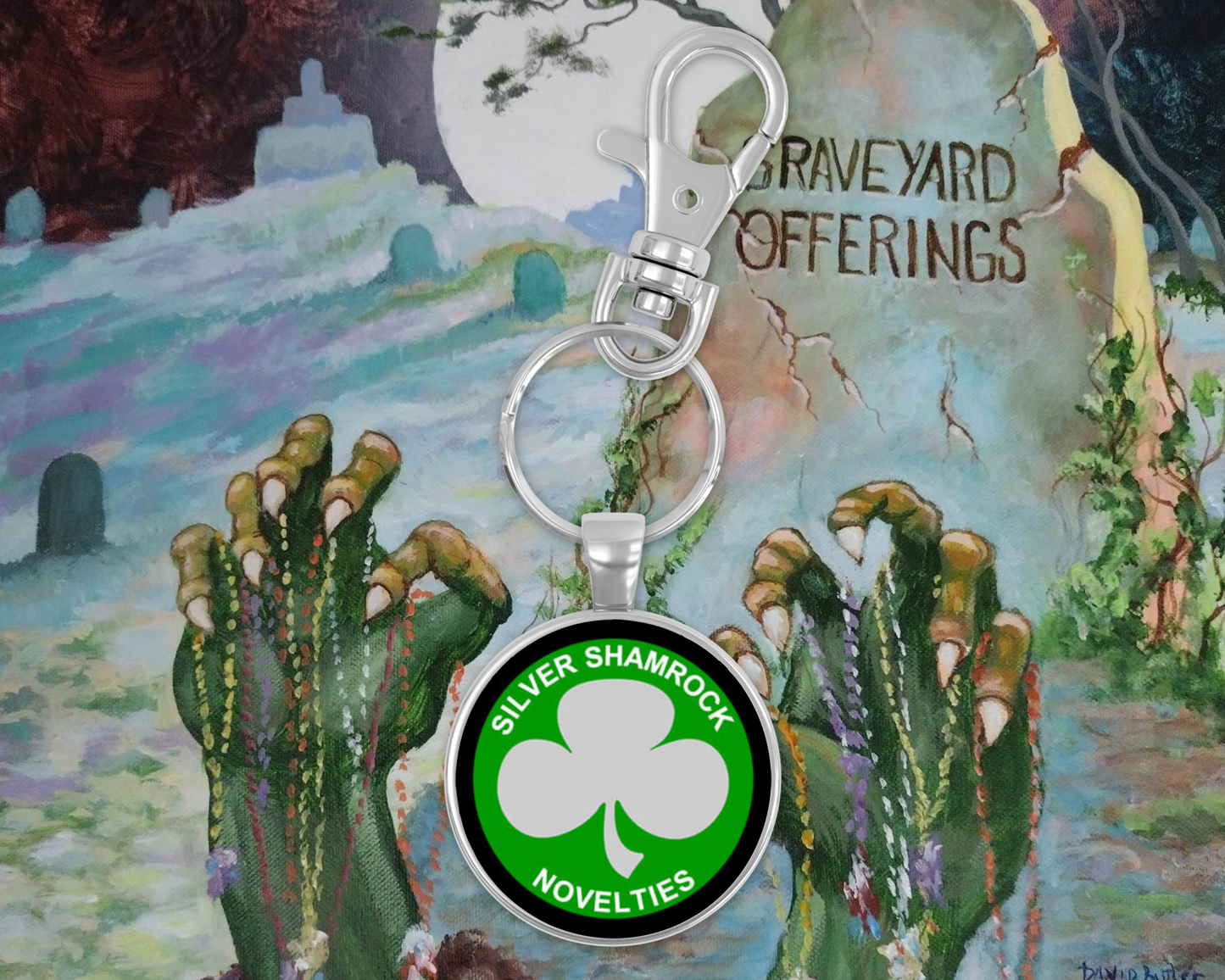 Silver Shamrock Round Keychain